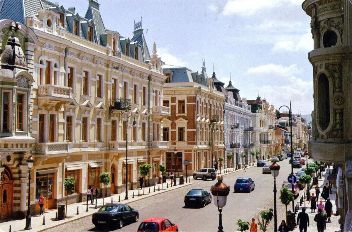 Hotel Twenties Tbilisi - Stay & Dine Exterior foto